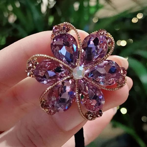 Elastisk Casual för Hår med Lyst Blomma i Raffinerad Lila Strass