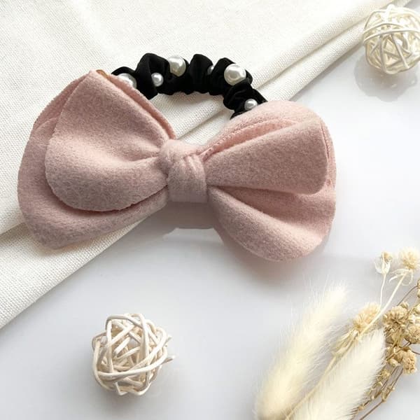 Eleganta Satin Hårsnodd med Knut och Fina Pärlor Rosa