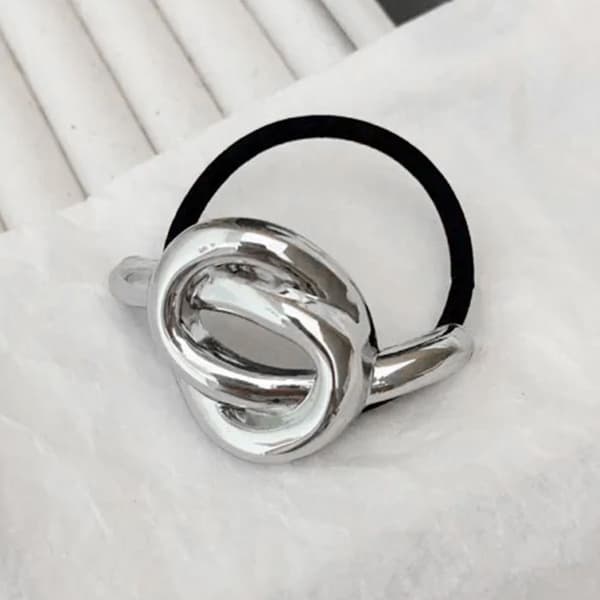Elastiskt Hårband Skulptural Chic Med Silverknut