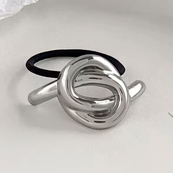 Elastiskt Hårband Skulptural Chic Med Silverknut