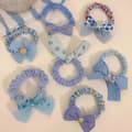 Miniatyrbild 2 av 2: Set med 7 Prinsess Scrunchies för Hår i Mjuk Tyg med Volang Knut Blå Blå