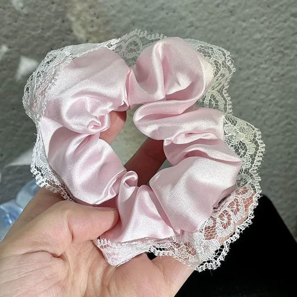 Chic Klassisk Satin Hårband med Läckert Rosa Spets