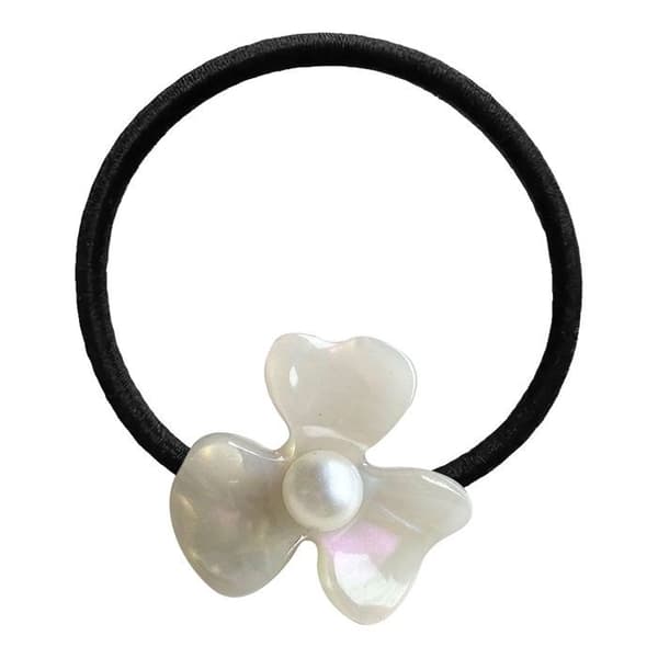 Elastisk Casual för Hår med Blomma i Blankt Amber och Exklusiv Vit Perla