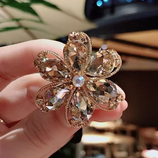Elastisk Casual för Hår med Blommor av Lyst Strass i Raffinerad Beige