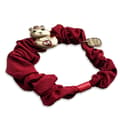 Miniatyrbild 2 av 3: Chouchou för Hår i Satin Lyckoamulet Gud av Rikedom Röd Röd
