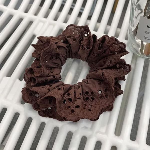 Chouchou Klassisk för Hår i Vintage Broderad Brun Brun