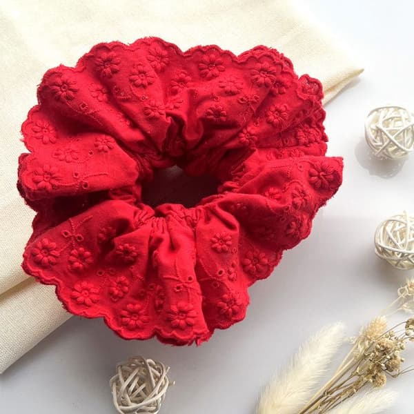 Chouchou Klassisk för Hår i Vintage Chic Broderat Rött Rött