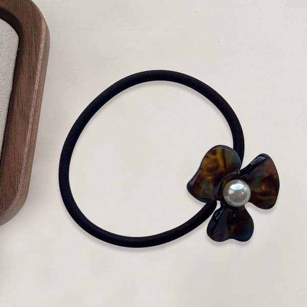 Casual Hårsnodd med Blomma i M Förgylld och Exklusiv Blå och Brun Perla