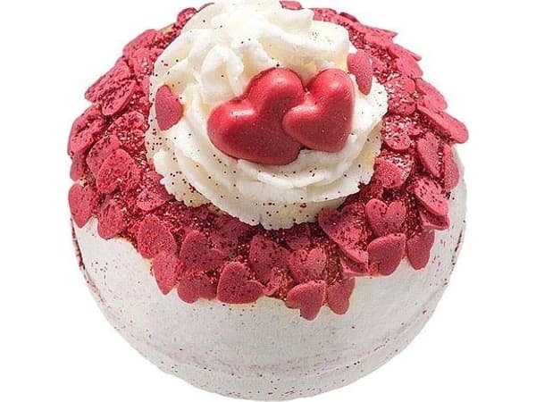 BOMB COSMETICS_Crazy, Stupid, Love Bath Blaster effervescent bath ball 160g