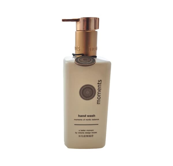 Tvål med pump Moments Nordic Balance 300 ml