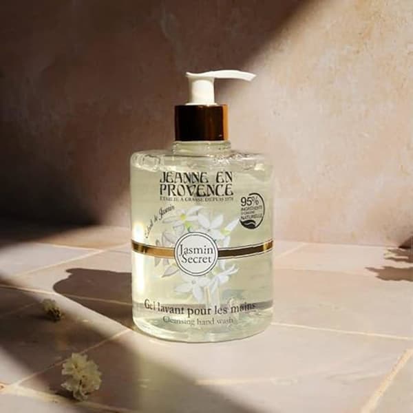 JEANNE EN PROVENCE - Tvål för Händer - Doft av Jasmin Hemlighet - Pumpflaska 500 ml - 95% Naturligt Ursprungliga Ingredienser