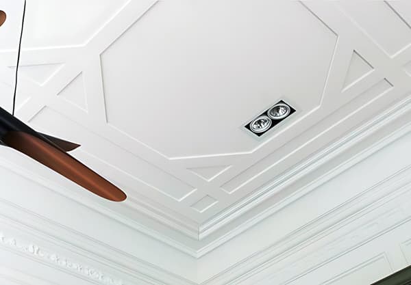 Jalkalista Orac Decor AXXENT SX157-RAL9003 tyyli moderni