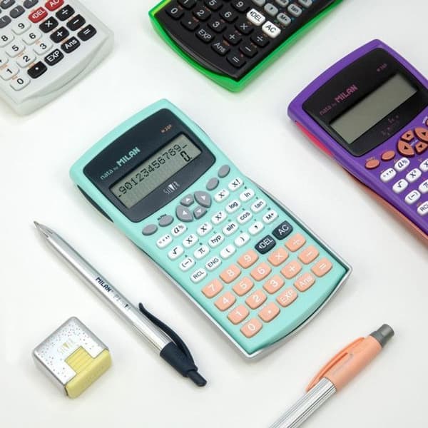Vetenskaplig kalkylator - Högskola och gymnasieskola - 240 funktioner - Silver/Grön - Milano
