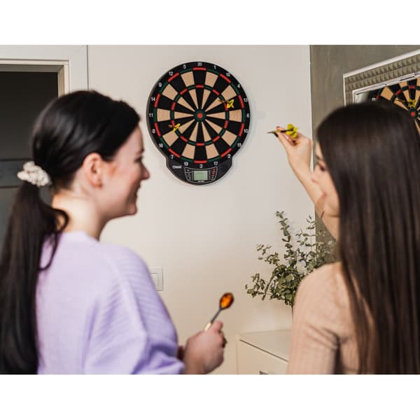 Elektronisk darttavla MASTER Elect 65 + 6 dartpilar