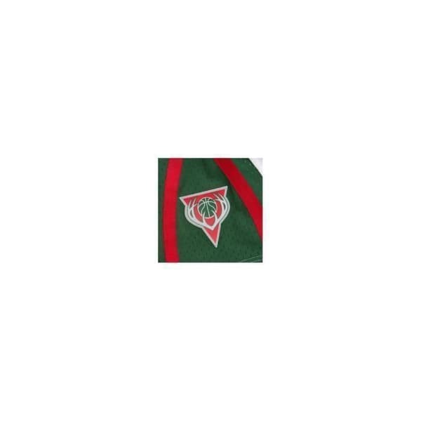 Shorts - Mitchell &amp; Ness - Milwaukee - Herr - Vit - Optimal komfort för basketbal