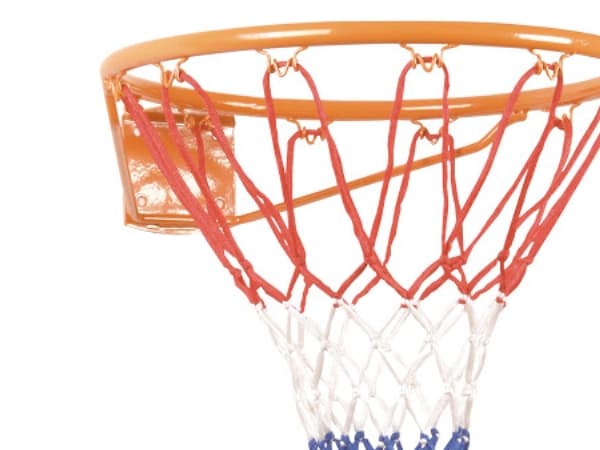 Utendørs basketballkurv med nett