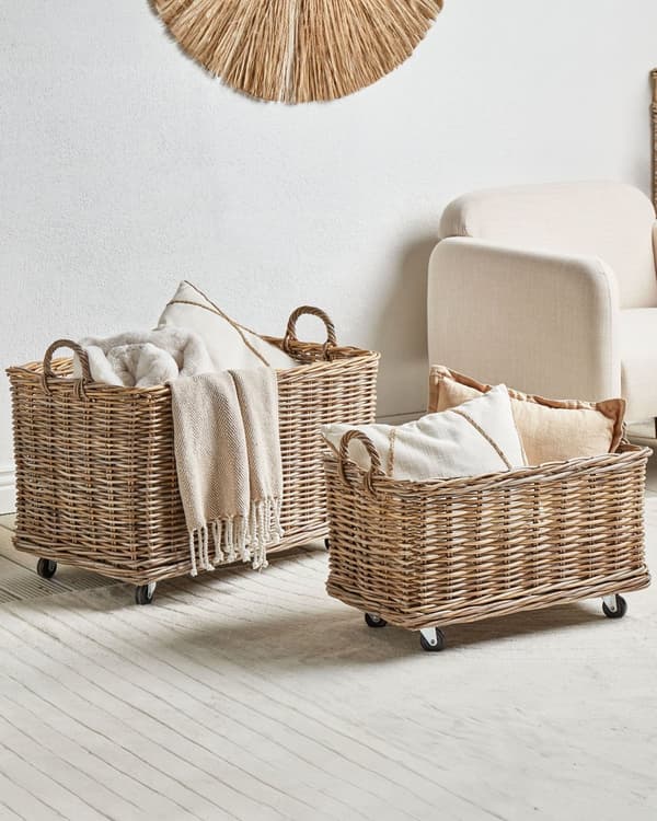 Opbevaringskurve til Legetøj Rattan FLET sæt af 2 Opbevaringskasser til Børneværelset Store Kurve med Hjul til Indendørs Brændekurve