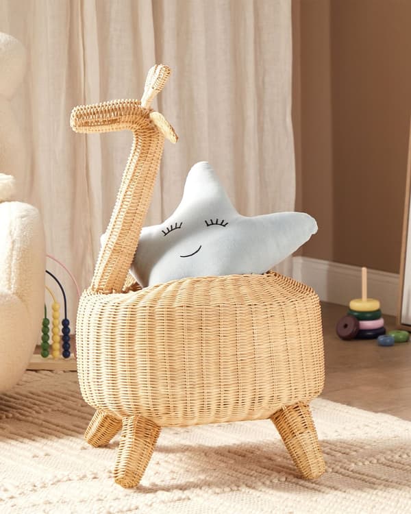 Kurv naturfarvet 33 x 35 cm rattan girafformet børn håndlavet boho moderne