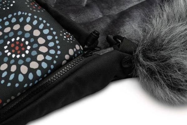 Sensillo OLAF FOOTMUFF BLACK ROSETTES 100 X 45