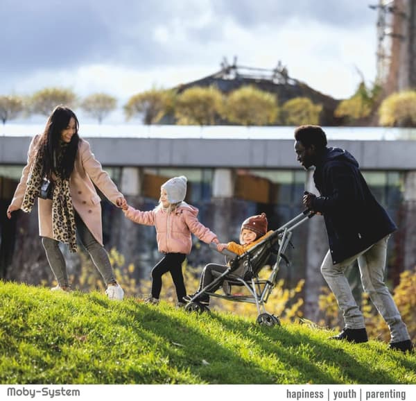 Barnvagn, superlätt och liten, upp till 14 kg, justerbart ryggstöd, dubbla, svängbara skumhjul