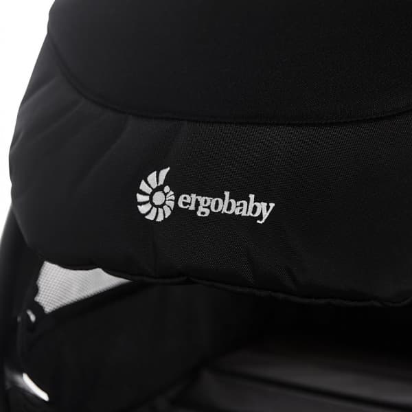 Ergobaby Metro+ -matkarattaat, Black