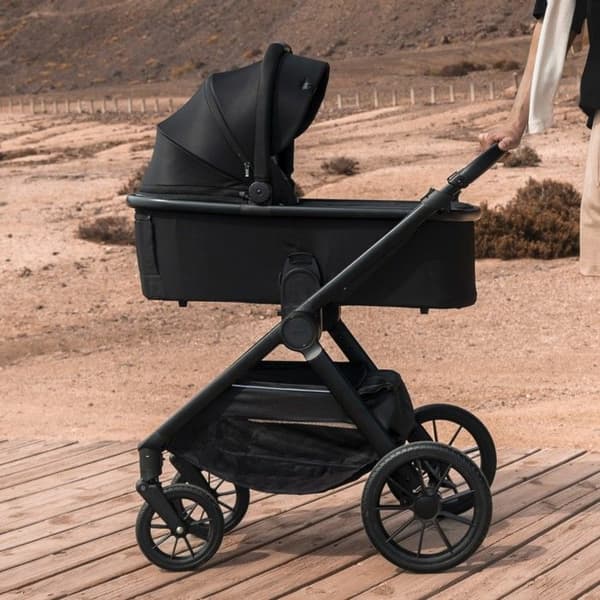Kombinerad barnvagn 2-i-1 LIONELO Layla - Från födseln upp till 22 kg - Paket med duo barnvagn, liggdel, väska och tillbehör - Grå