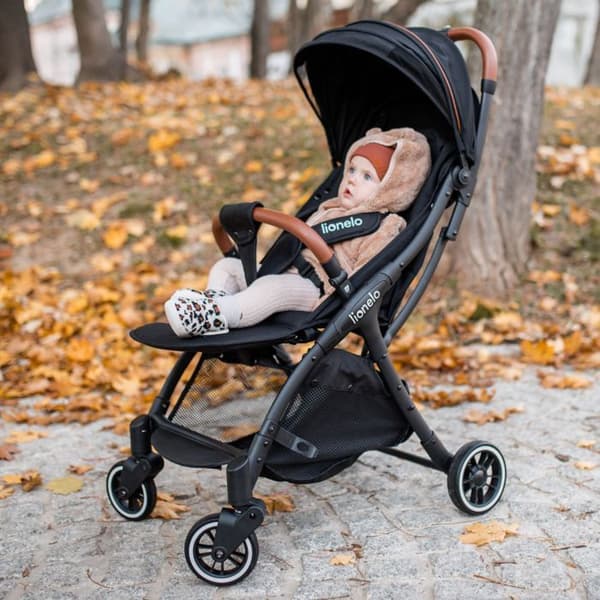 Kompakt paraplyvagn LIONELO Julie One - Upp till 22 kg - Lätt och hopfällbar - Tillbehör - Svart