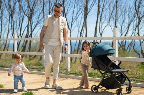 Lorelli Minori - automatisk foldbar klapvogn op til 22 kg | Opal