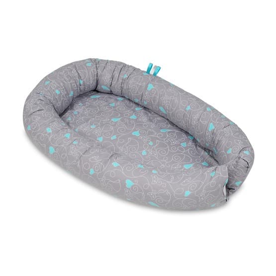 Babynest - Grå Katt med Turkosa Hjärtan