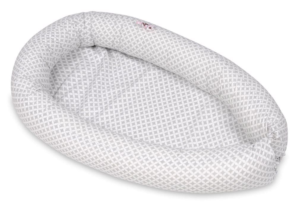 Babynest - babynest - 0-8 månader - 100% bomull - 82x54cm - grå diamanter