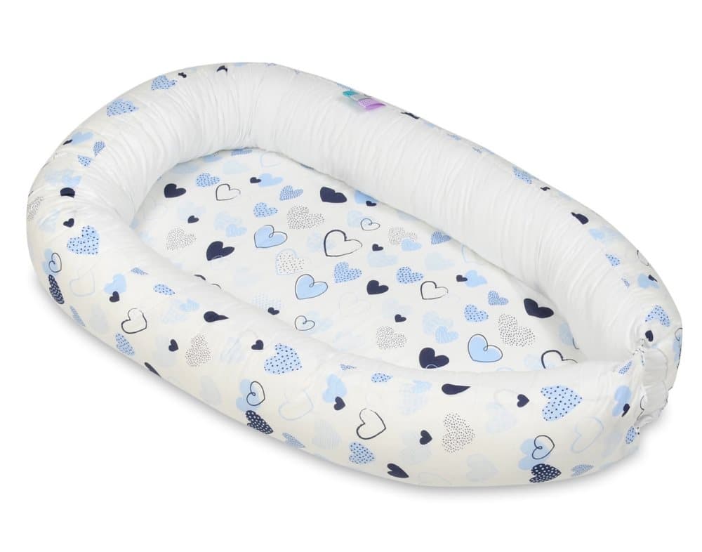 Babynest - babynest - 0-8 månader - 100% bomull - 82x54cm - blå hjärtan - vit
