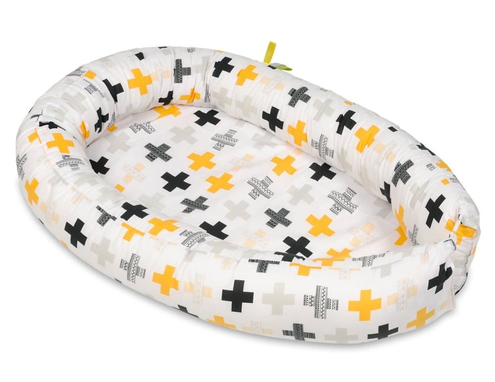 Babynest - babynest - 0-8 månader - 100% bomull - 82x54cm - gula kors