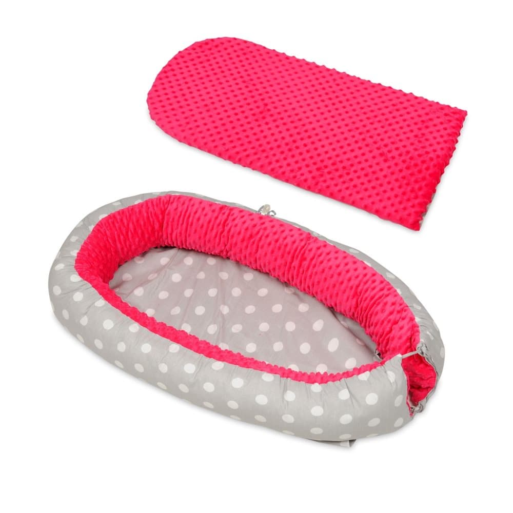 Babynest - babynest - 0-8 månader - 82x54cm - prickar på grått - rosa