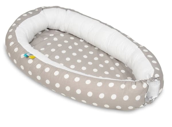 Babynest - vauvanpesä - 0-8kk - 100% puuvillaa - 82x54cm - pilkkuja harmaalla