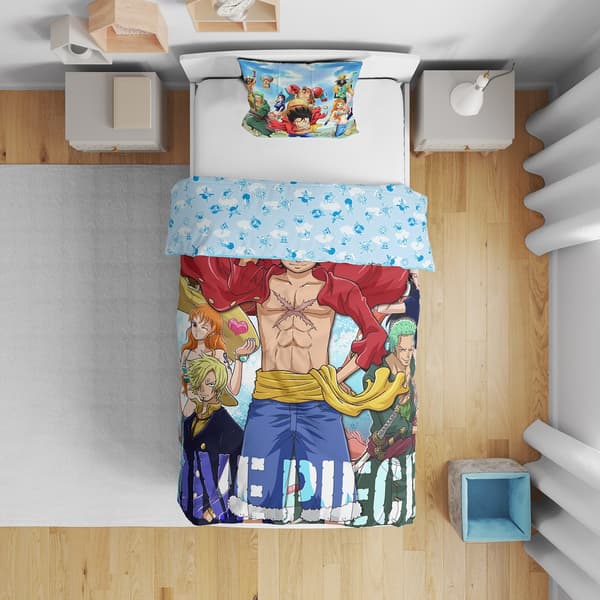 One Piece - Luffy och hans besättning I Bäddset i mikrofiber (200x140cm + 63x63cm)