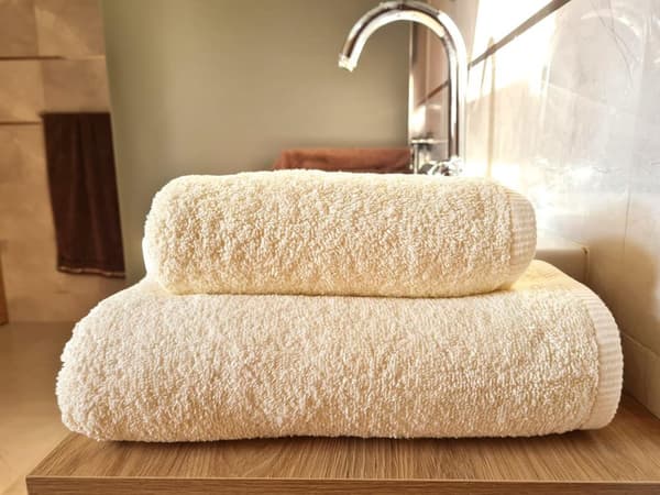 RIMINI badehåndklæde 70x140 glat creme
