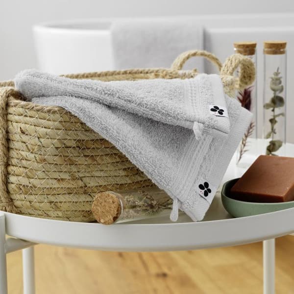 Set med 2 handdukar "Garance" 15 x 21 cm / 100% Ekologisk Bomull / 600 gr/m² l'Effet Papillon - Garance Nuage - Set med 2 handdukar