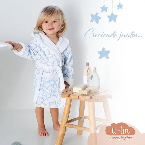Barnkappa - TI-TIN - Ljusblå - Mjuk och Absorberande - 5 till 6 år - Stjärnmönster