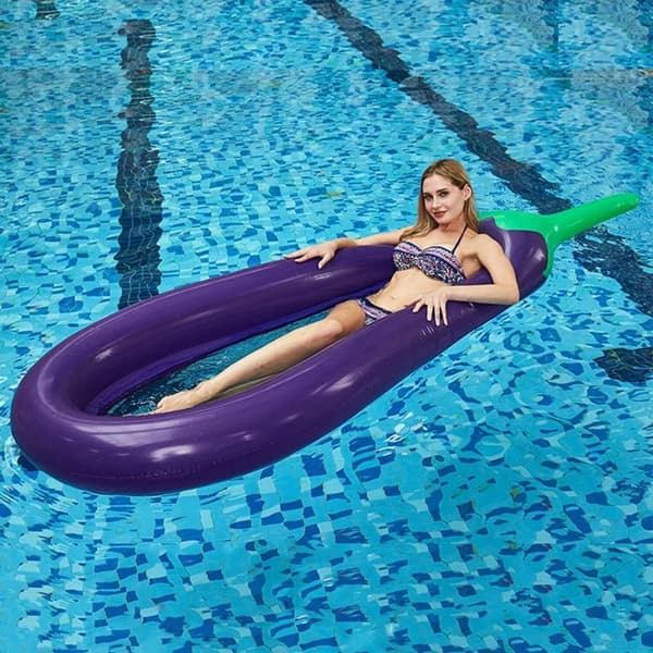 Badelegetøj i form af aubergine