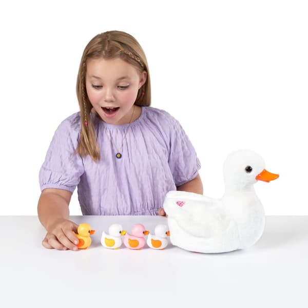 Pets Alive Mama Duck Surprise