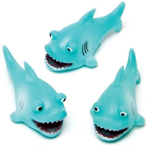 Vattenleksaker - Ej specificerat - Squirting Sharks - Set med 4 - Diverse färger - 7 cm