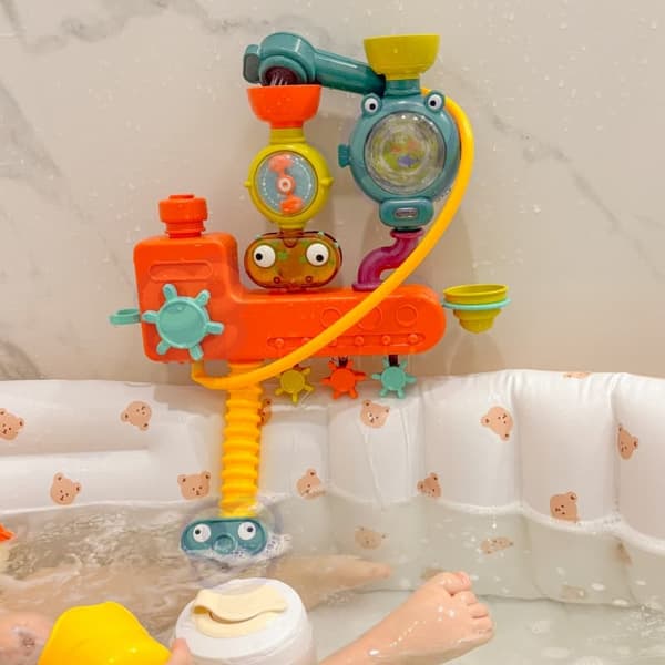 WOOPIE BABY Badelegetøj - Vandhane, Bruser, Springvand & Oversvømmelsesand