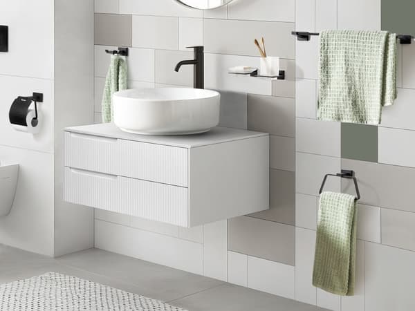 6-delers Baderomssett i Svart Aluminium med Beholder og Såpeskål Baderomsutstyr i Moderne Stil