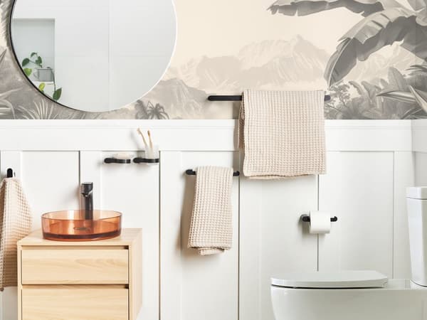 6-delers Baderomssett Svart Aluminium Glassbeholder og Såpeskål inkludert Baderomstilbehør Minimalistisk Chic
