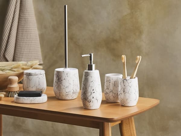 Set av Badrumstillbehör i 6 delar Vit Dolomit Glam Tvålpump Tvålfat Tandborsthållare Kopp