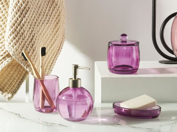 Violetti 4-osainen lasinen kylpyhuonesetti saippuapumppu saippua-astia hammasharjakuppi astia