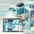 Miniatyrbild 3 av 3: Badrumskoffert - Essentials Spa - Badträ med trä - 5 delar - Duschgel - Bodylotion