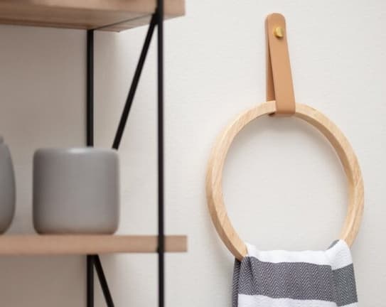 FanniK Håndklædeholder ring Lampi