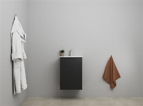 Møbelpakke Online usamlet 46cm matsort