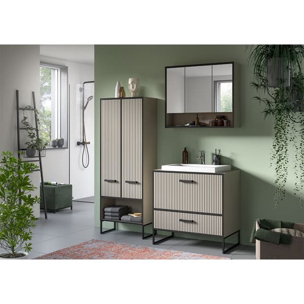 Bagno baderomsinnredning 4 deler inkl. vask lysegrå, kremfarget.